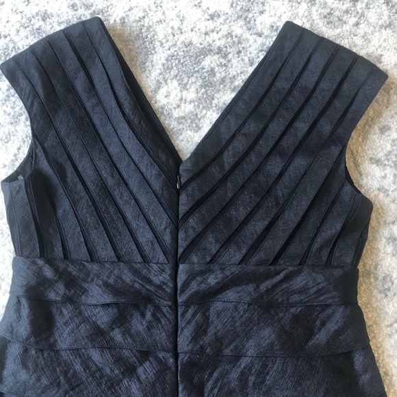 Adrianna Papell sz 10 Black flutter cocktail dress - Picture 7 of 10